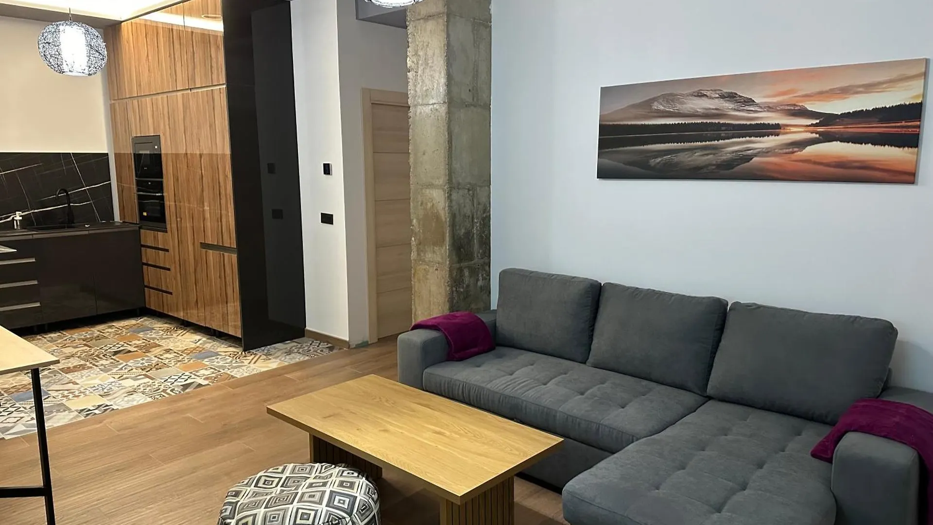 Apartamento La Rosaleda Malaga Apartment