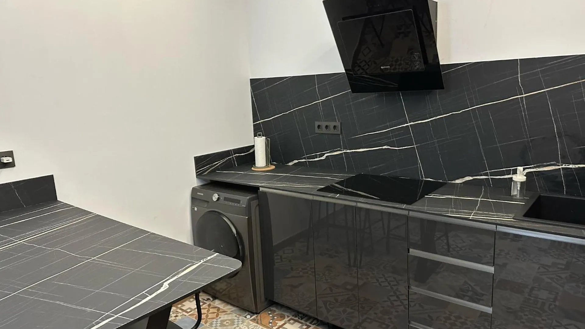 Apartamento La Rosaleda Malaga Apartment